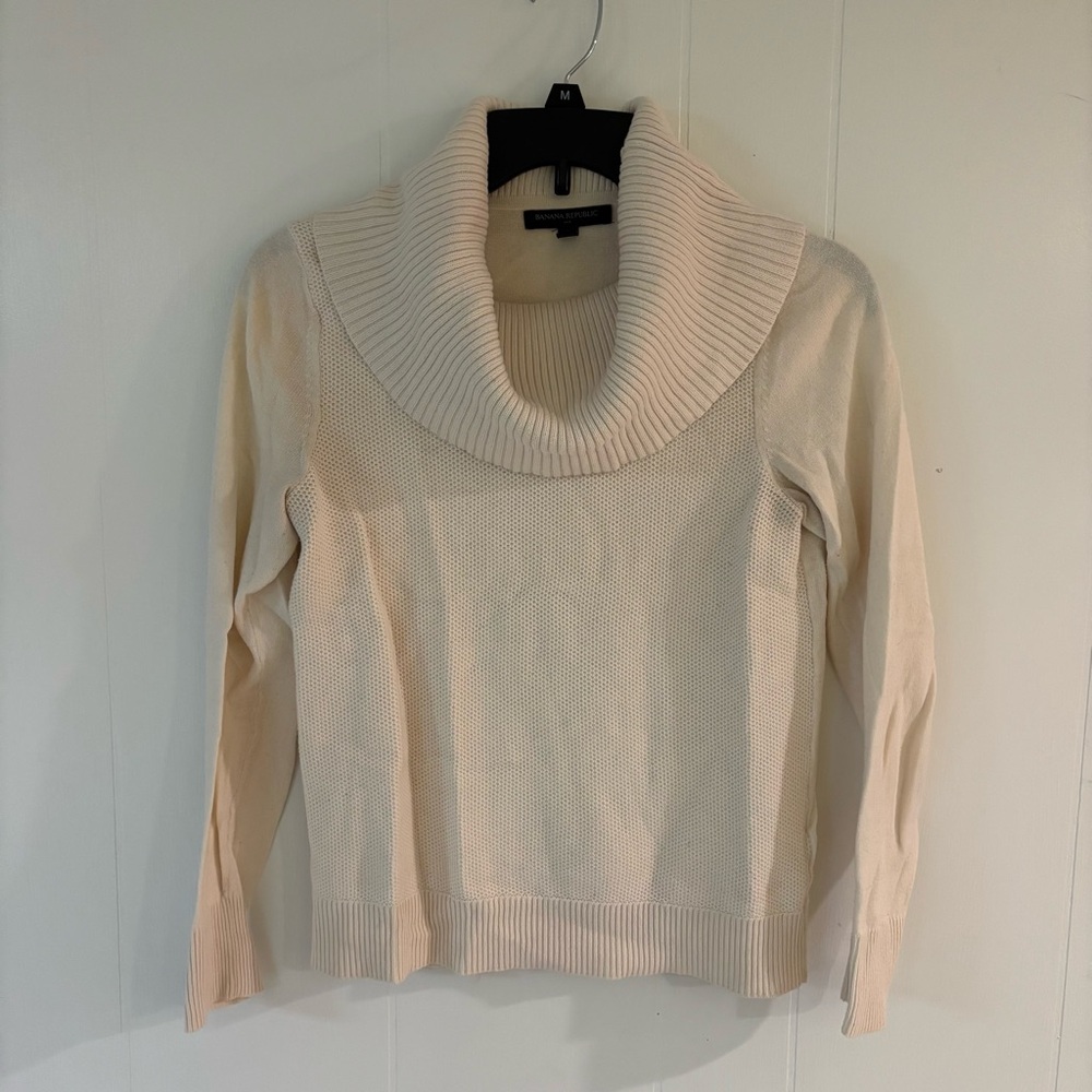 Banana Republic Cream Turtleneck Sweater